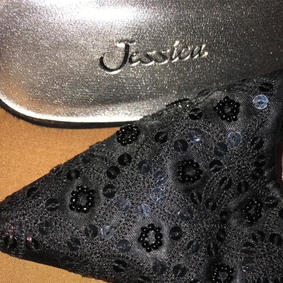 Women’s Size 5/6 Vintage Beaded and Sequinned Black Evening Shoes - Picture 4 of 5